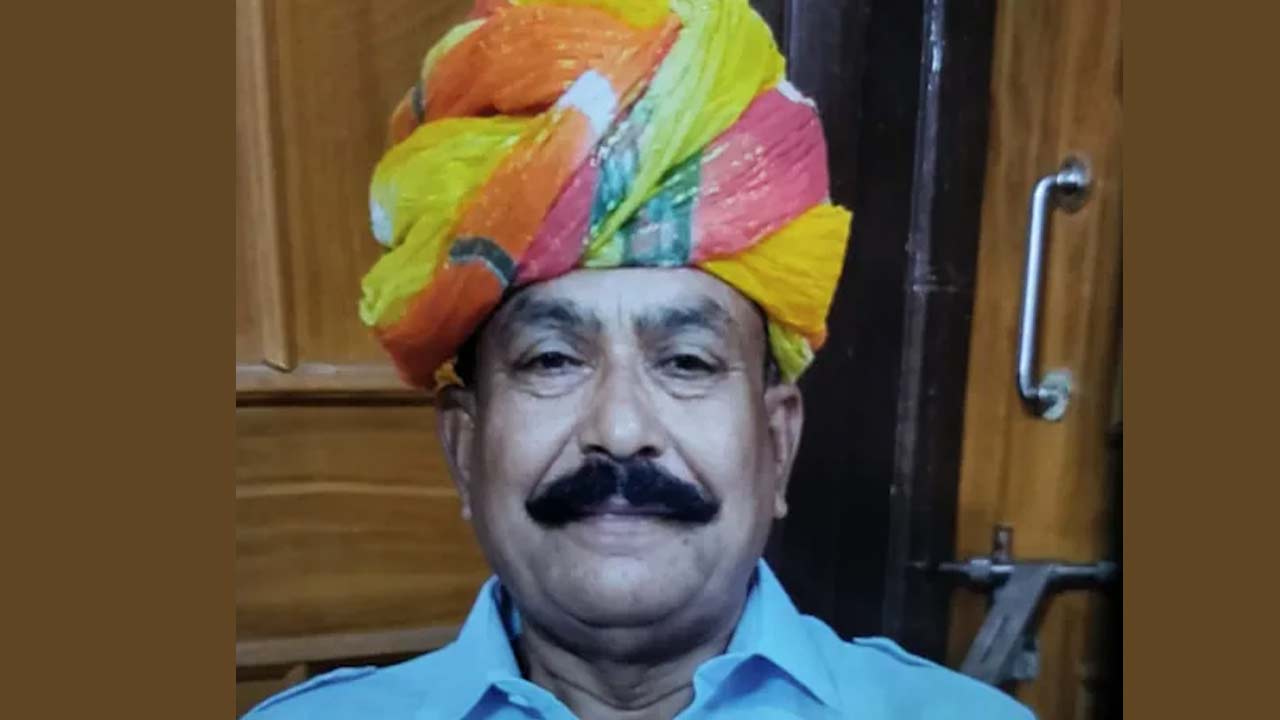 Rajasthan: పదవీ విరమణకు ఒకరోజు ముందు షాక్.. ఉద్యోగాన్ని కోల్పోయిన టీచర్.. కారణం తెలిస్తే..!