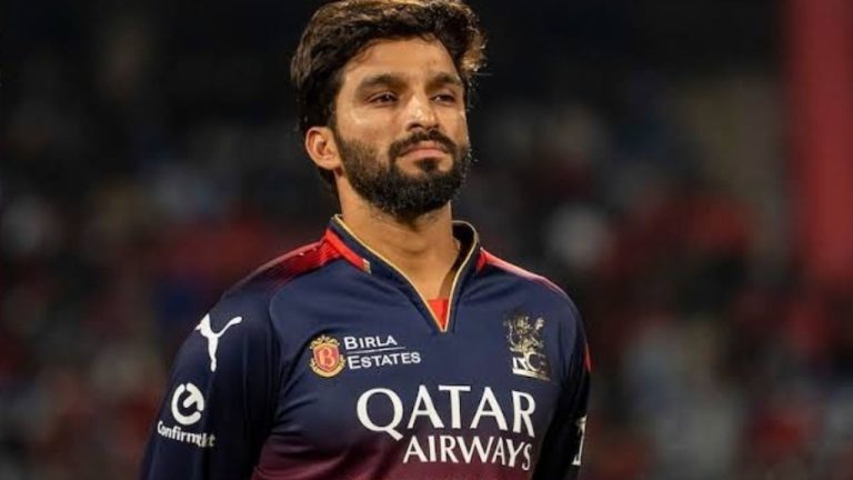 Rajat Patidar: RCB కెప్టెన్ కి అన్యాయం జరిగింది.. టీం ఇండియా సెలెక్టర్లపై నిప్పులు చెరిగిన మాజీ ప్లేయర్!