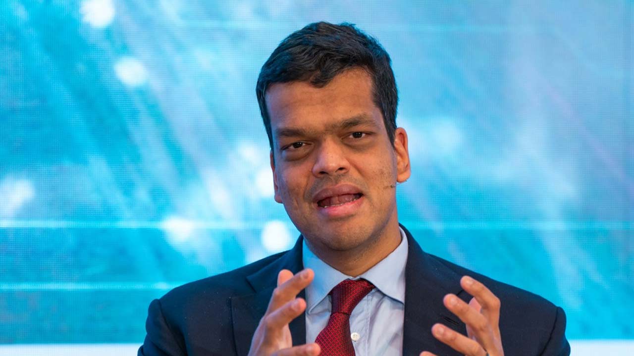 indian american ai advisor sriram krishnan resigns from trump administration