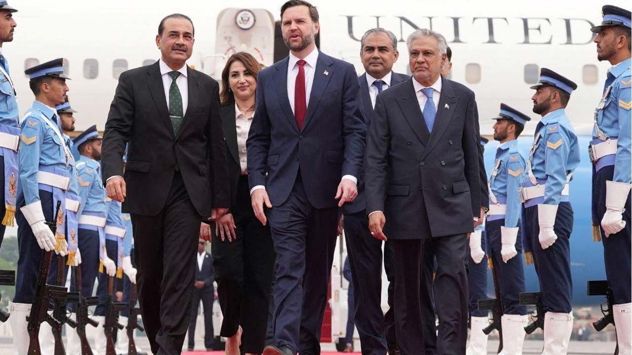 US-Iran: 24 గంటల్లో శాంతి ఒప్పందం ఖరారు.. పాక్ ప్రధాని షరీఫ్ కీలక ప్రకటన