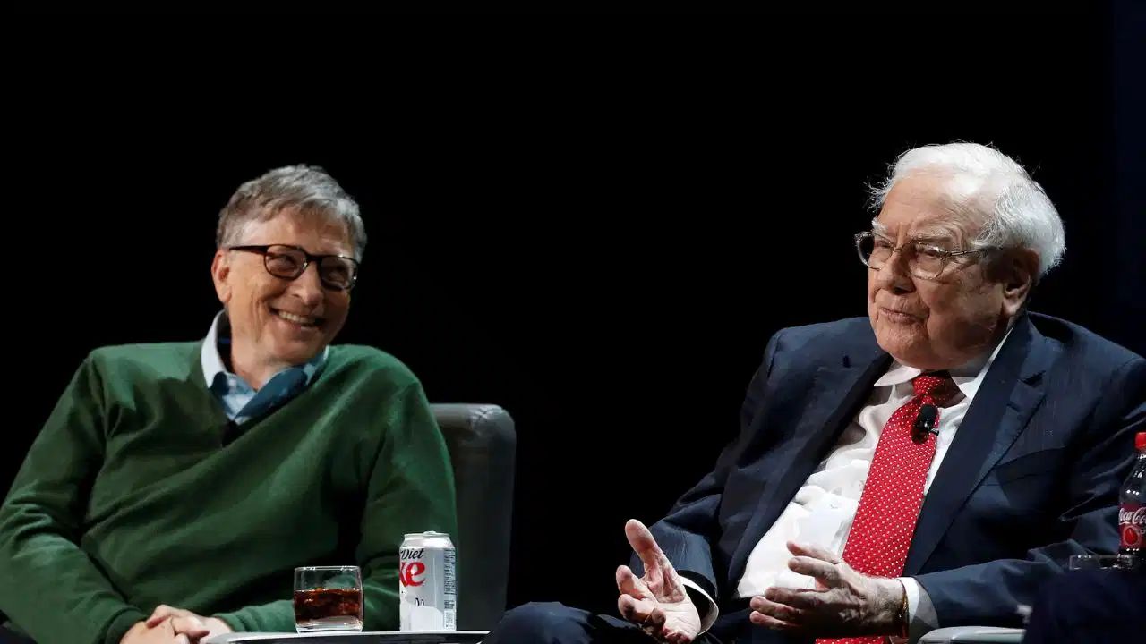 warren buffett halts gates foundation donations epstein probe