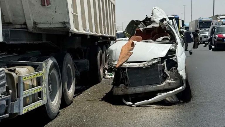 Dubai Road Accident: దుబాయిలో ఘోర రోడ్డు ప్రమాదం.. జగిత్యాలకు చెందిన ముగ్గురు దుర్మరణం