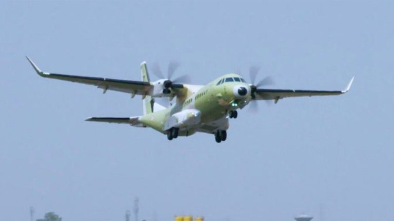 Airbus C295: భారత రక్షణ రంగంలో చారిత్రాత్మక ఘట్టం.. గగనతలంలోకి తొలి ‘మేడ్ ఇన్ ఇండియా’ మిలిటరీ విమానం..