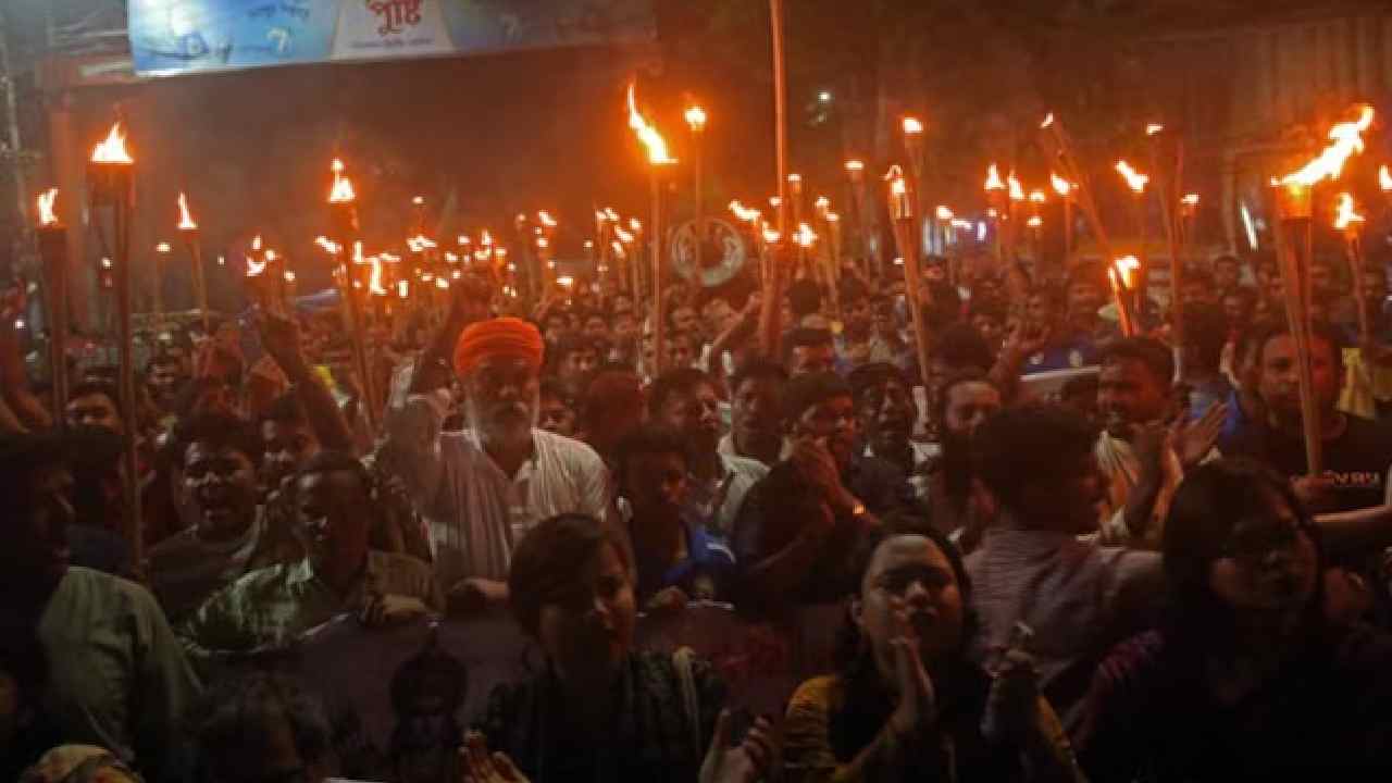 Bangladesh: బంగ్లాదేశ్‌లో మార్మోగిన ‘‘జై శ్రీరాం’’ నినాదాలు.. ఢాకాలో హిందువుల భారీ ర్యాలీ..