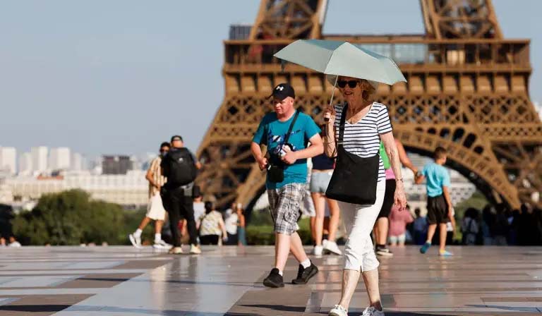 france heatwave shoppers rush to buy air conditioners amid record temperatures