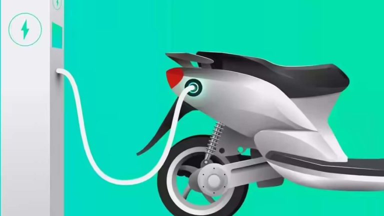 EV Sales India 2026: ఈవీ అమ్మకాల జోరు.. మే నెలలో రికార్డు స్థాయిలో 150,000 ఎలక్ట్రిక్ స్కూటర్లు సేల్..!