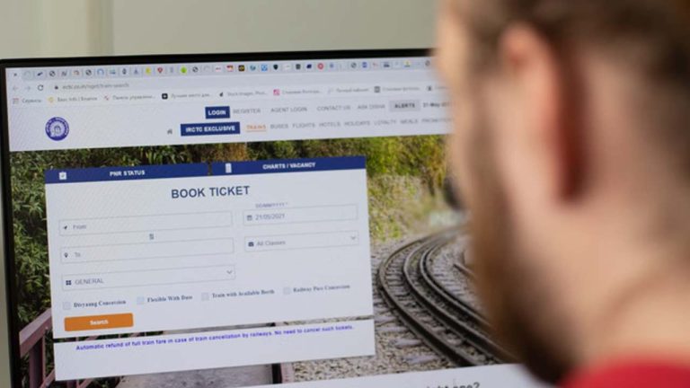 IRCTC: నకిలీ బుకింగ్‌లపై పట్టు బిగించిన ఐఆర్ సీటీసీ.. 3.03 కోట్ల అనుమానాస్పద ఐడీలు డీయాక్టివేట్