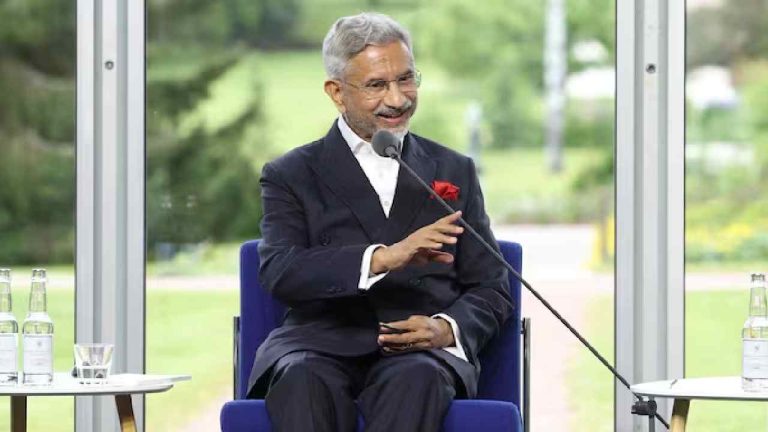 Jaishankar: యూరప్ అహంకారంపై భారత్ దెబ్బ.. జైశంకర్ సమాధానంతో సైలెంట్..