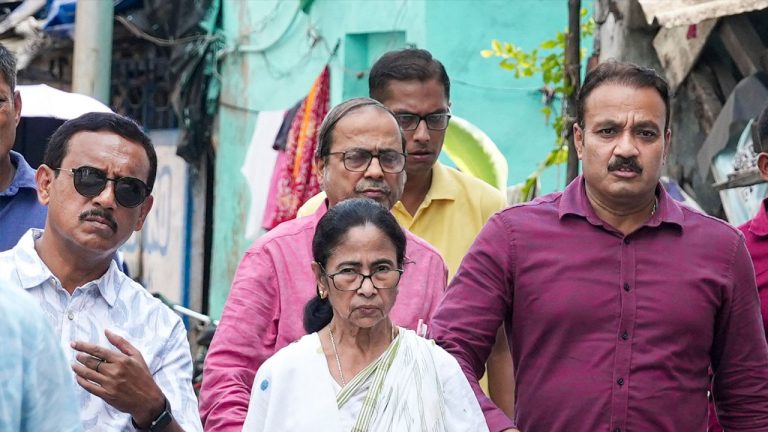 TMC Crisis: మూడు దశాబ్దాల దీదీ సామ్రాజ్యం నిలువునా కొల్లాప్స్.. టీఎంసీ కూలడానికి ప్రధాన కారణాలు ఇవే..