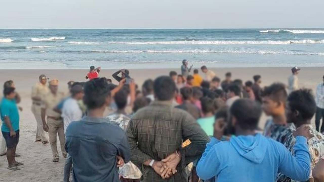 nellore koduru beach tragedy three children swept away one dead search underway