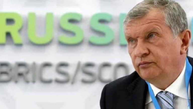 Russia: చమురు మార్కెట్‌ను భారత్ శాసిస్తుంది.. రష్యా సంచలన వ్యాఖ్యలు..