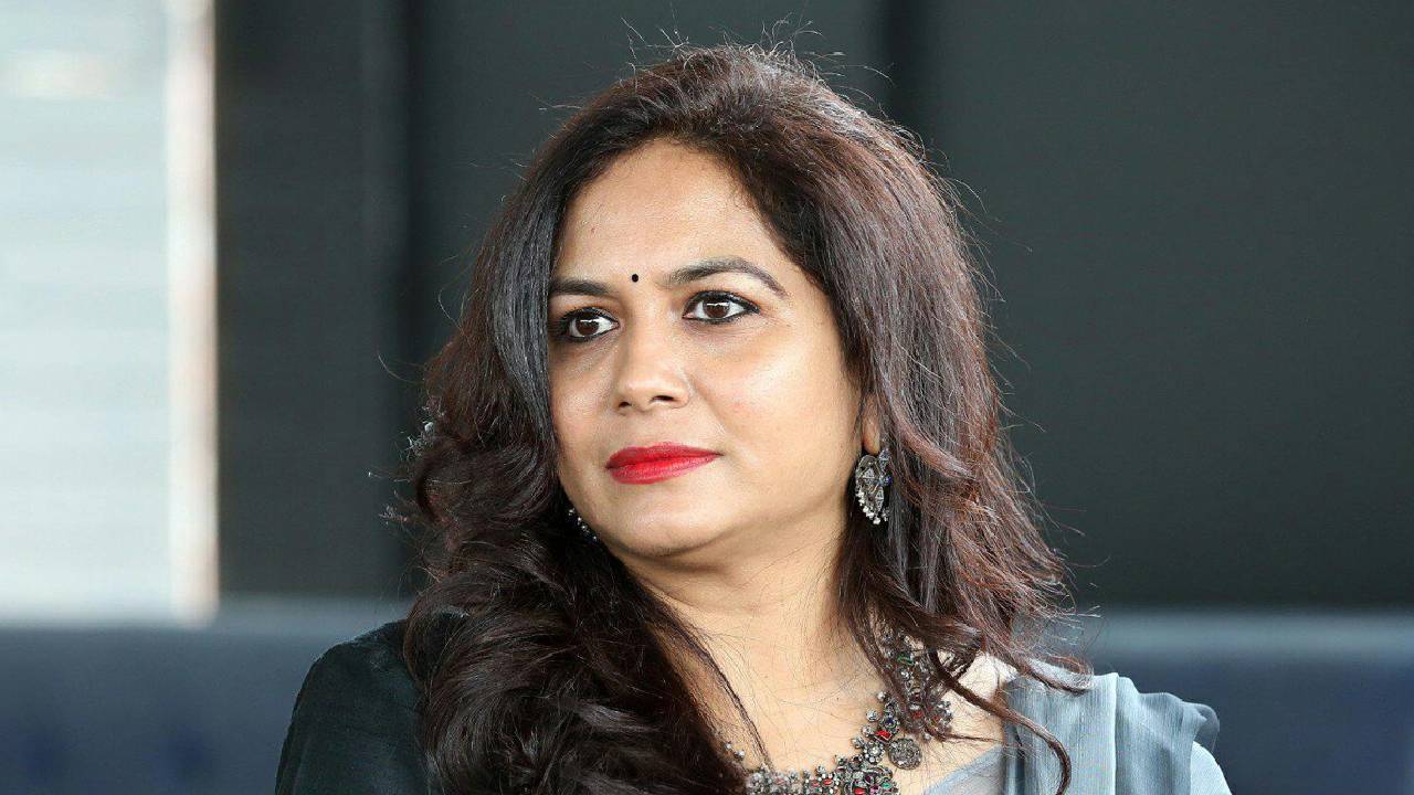 Sunitha : నా నవ్వు, నా ఏడుపు, నా హస్కీ వాయిస్.. అన్నిటినీ సొసైటీ జడ్జ్ చేస్తూనే ఉంది