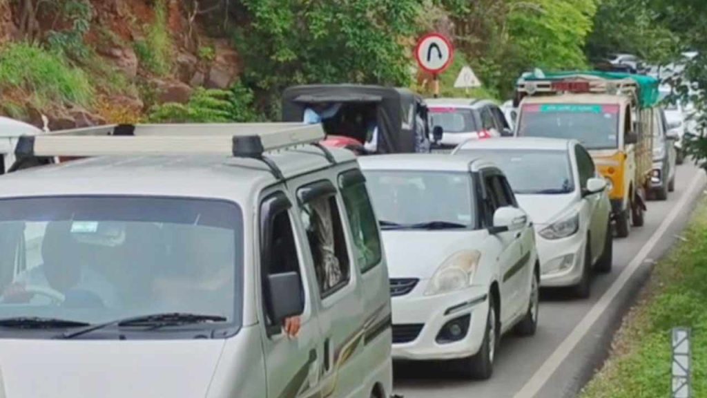 Srisailam Traffic