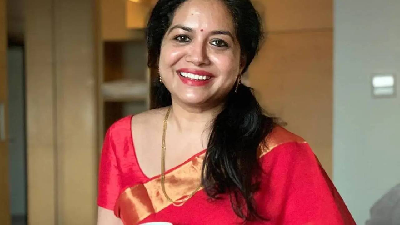 Sunitha : మై బాడీ మై రైట్ అంటే, వాడి కళ్ళు వాడి ఇష్టం!” ఫెమినిజంపై సునీత షాకింగ్ కామెంట్స్!