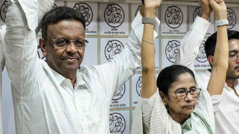 TMC Crisis: మమత బెనర్జీకి మరో ఎదురుదెబ్బ.. కోల్‌కతా మేయర్ ఫిర్హాద్ హకీమ్ రాజీనామా..