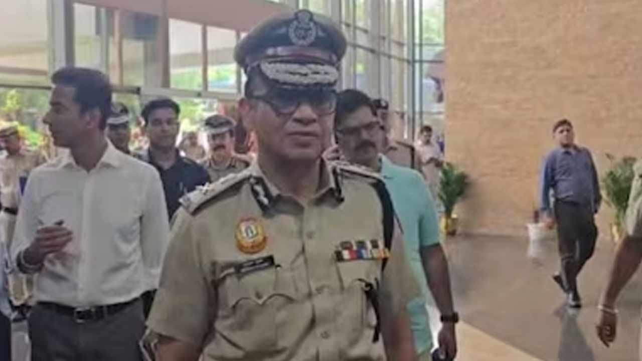 anurag kumar appointed delhi police commissioner replaces satish golcha