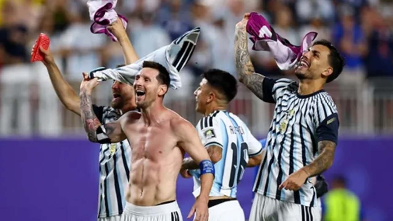 Argentina vs Switzerland: అల్వారెజ్, మార్టినెజ్‌ల మాయాజాలం.. సెమీఫైనల్‌కు దూసుకెళ్లిన అర్జెంటీనా..