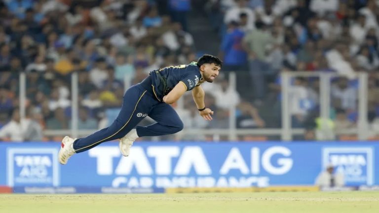 Indian Fast Bowler: గంటకు 160 కిలోమీటర్ల వేగంతో బంతులు విసిరే సామర్థ్యం.. ఇండియాకు దొరికిన అద్భుత బౌలర్..