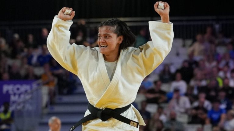 Gold Medal In Glasgow: కామన్వెల్త్ గేమ్స్‌లో దూసుకుపోతున్న భారత్.. మరో రెండు స్వర్ణాలు సొంతం..