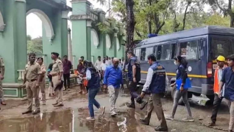 Dharmasthala Case: ధర్మస్థల కేసులో కీలక పరిణామం.. కోర్టుకు 7000 పేజీల నివేదిక..