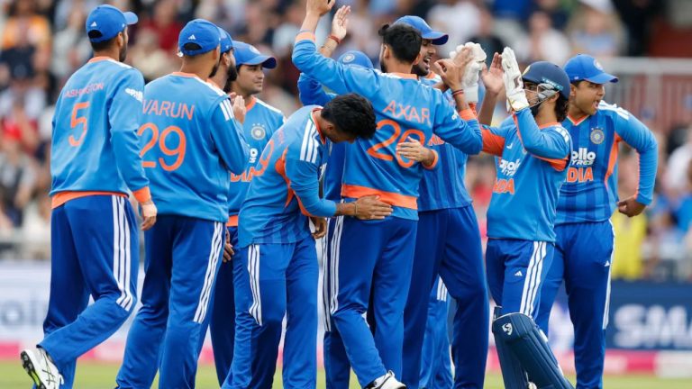 IND Playing XI vs ENG: మూడో టీ20లో ఈ ముగ్గురు ఔట్.. టీమిండియా ప్లేయింగ్ 11 ఇదే!