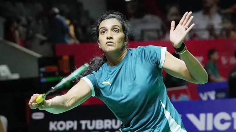 PV Sindhu: సెమీస్‌లో అదరగొట్టిన పీవీ సింధు.. జపాన్ ఓపెన్ టైటిల్‌కు ఒక్క అడుగు దూరంలో