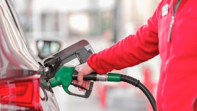 Petrol Price: పెట్రోల్ ధరలు తగ్గనున్నాయా? నిపుణులు ఏమంటున్నారంటే..?