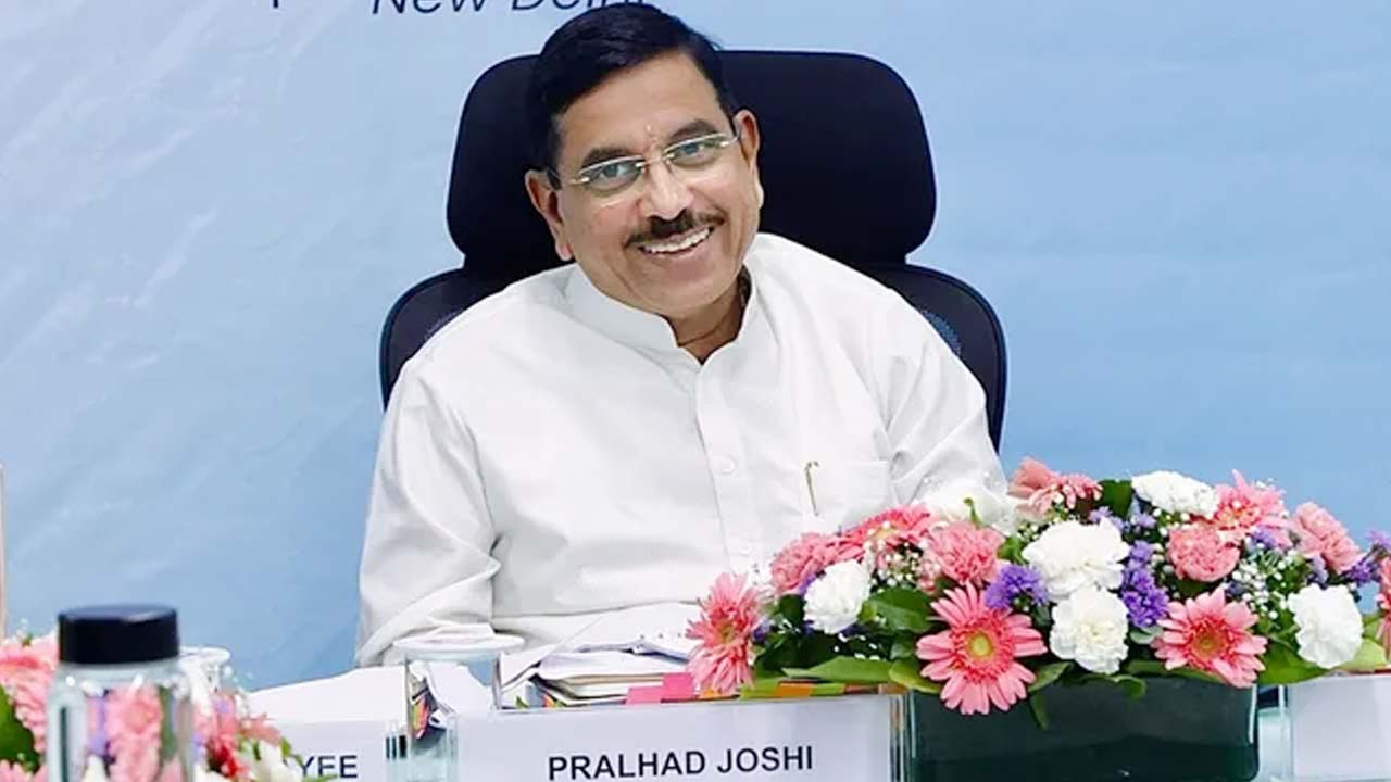 Prahlad Joshi: ఐదుసార్లు ఎంపీగా ఎన్నికై మోడీ ప్రభుత్వంలో కీలక బాధ్యతలు.. ప్రహ్లాద్ జోషి రాజకీయ ప్రస్థానం