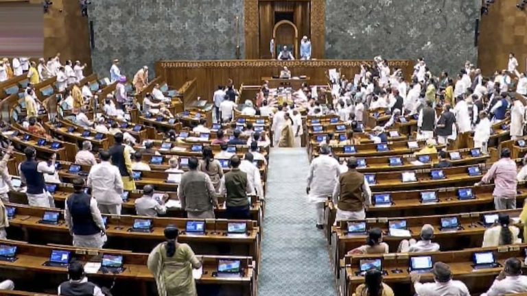 Public Examinations Act Amendment Bill 2026: లోక్‌సభలో యాంటీ- పేపర్ లీక్ బిల్లును ప్రవేశపెట్టిన కేంద్రం..
