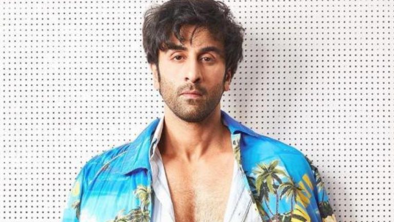 Dhoom 4: ‘ధూమ్ 4’ నుంచి రణబీర్ కపూర్ అవుట్ ?… కొత్త హీరో కోసం యశ్ రాజ్ ఫిల్మ్స్ వేట!