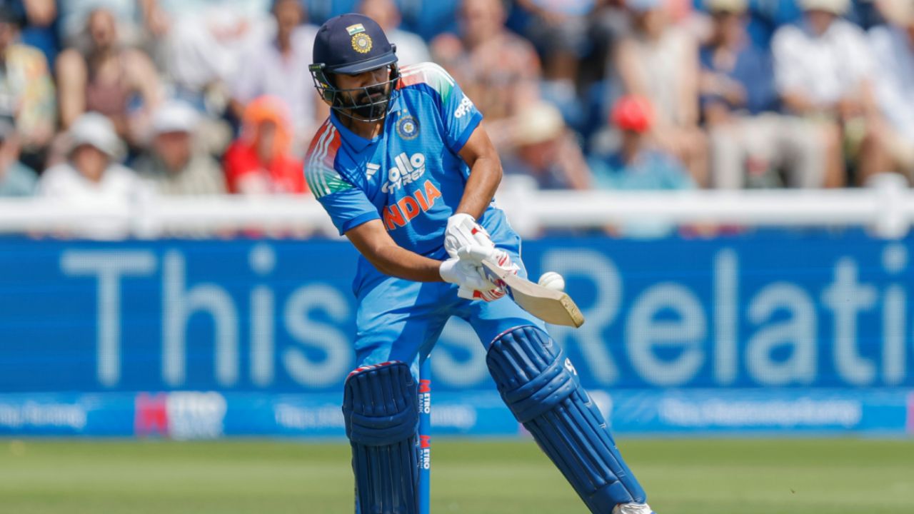 Rohit Sharma Retirement: రోహిత్ శర్మ అభిమానులకు శుభవార్త.. రిటైర్మెంట్‌ లేనట్టే!