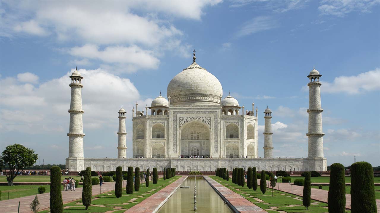 Taj Mahal: తాజ్‌మహల్‌పై అలహాబాద్ హైకోర్టు కీలక విచారణ.. కేంద్రానికి నోటీసులు