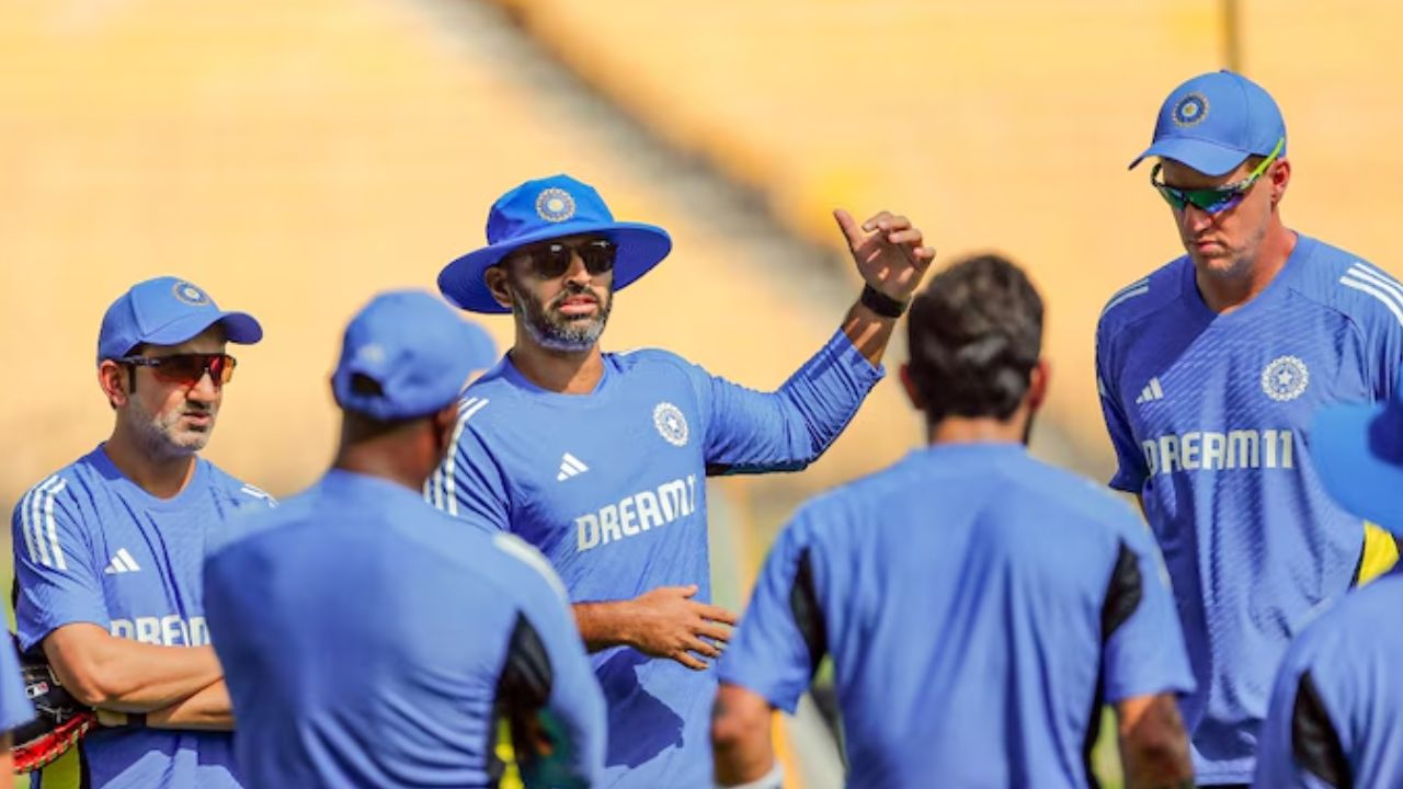 Team India: ఒకరు అవుట్.. మరొకరిపై బీసీసీఐ అసంతృప్తి.. టీమిండియా కోచింగ్ స్టాఫ్‌లో భారీ ప్రక్షాళన!