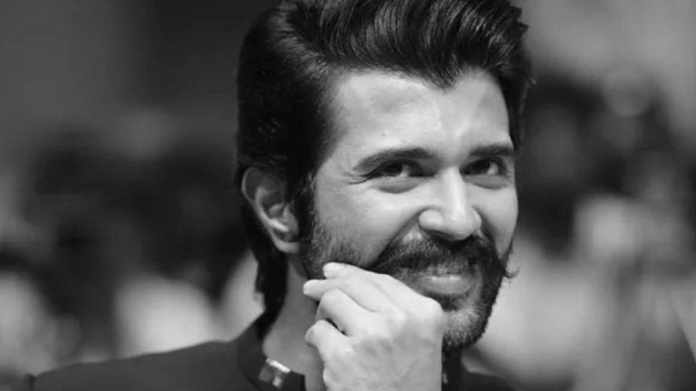 Vijay Deverakonda: సోలో హీరోగా పదేళ్లు.. ఫ్లాపులు వచ్చినా ఫ్యాన్ బేస్ తగ్గని ఏకైక స్టార్ విజయ్ దేవరకొండేనా?