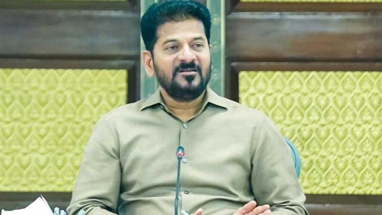 CM Revanth Reddy : ఏపీలో రూ.10 వేల కోట్ల బకాయిలు.. అక్కడ ఎందుకు ప్రశ్నించరు.?