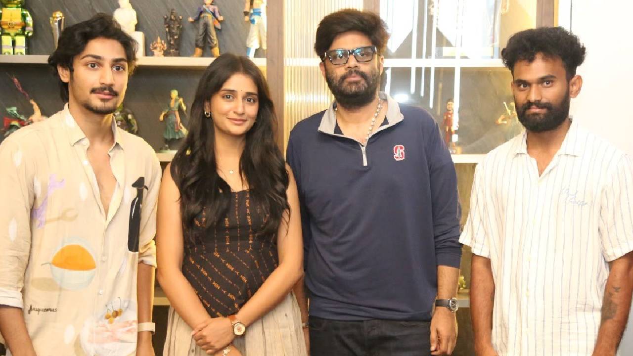Anakapalli : ‘అనకాపల్లి’ క్రేజీ లవ్ సాంగ్ ‘ఎలగే పిల్ల’ వచ్చింది విన్నారా!