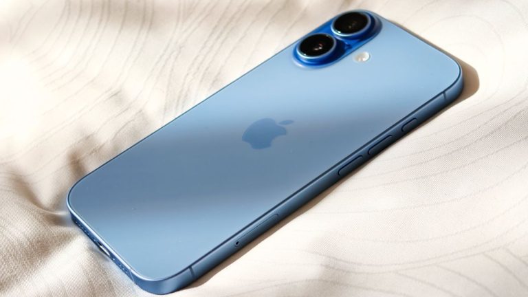 iPhone 17 Demand: సీన్ రివర్స్.. ఐఫోన్ 17 సిరీస్‌కు ఊహించని డిమాండ్.. అసలు కారణం ఏంటో తెలుసా?