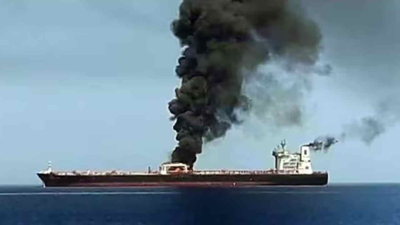 Iran War: నౌకపై ఇరాన్ దాడి, నౌకలో 11 మంది భారతీయులు, ఒకరు గల్లంతు..