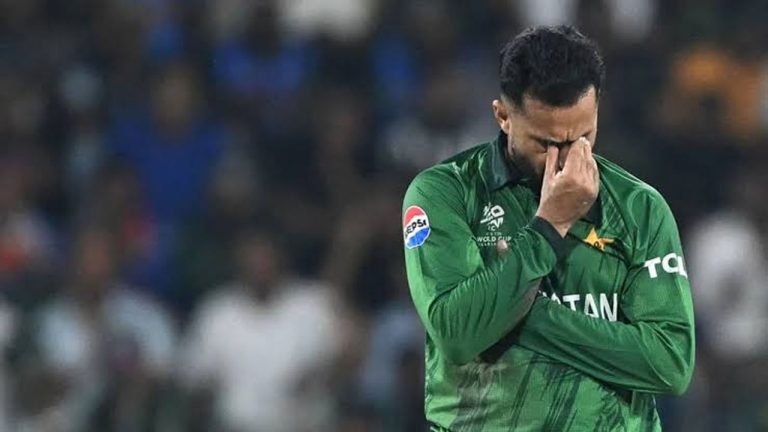 ICC: ఐసీసీ సంచలన నిర్ణయం.. ఆ పాకిస్థాన్ స్టార్‌పై నిషేధం.. ఎందుకంటే..?