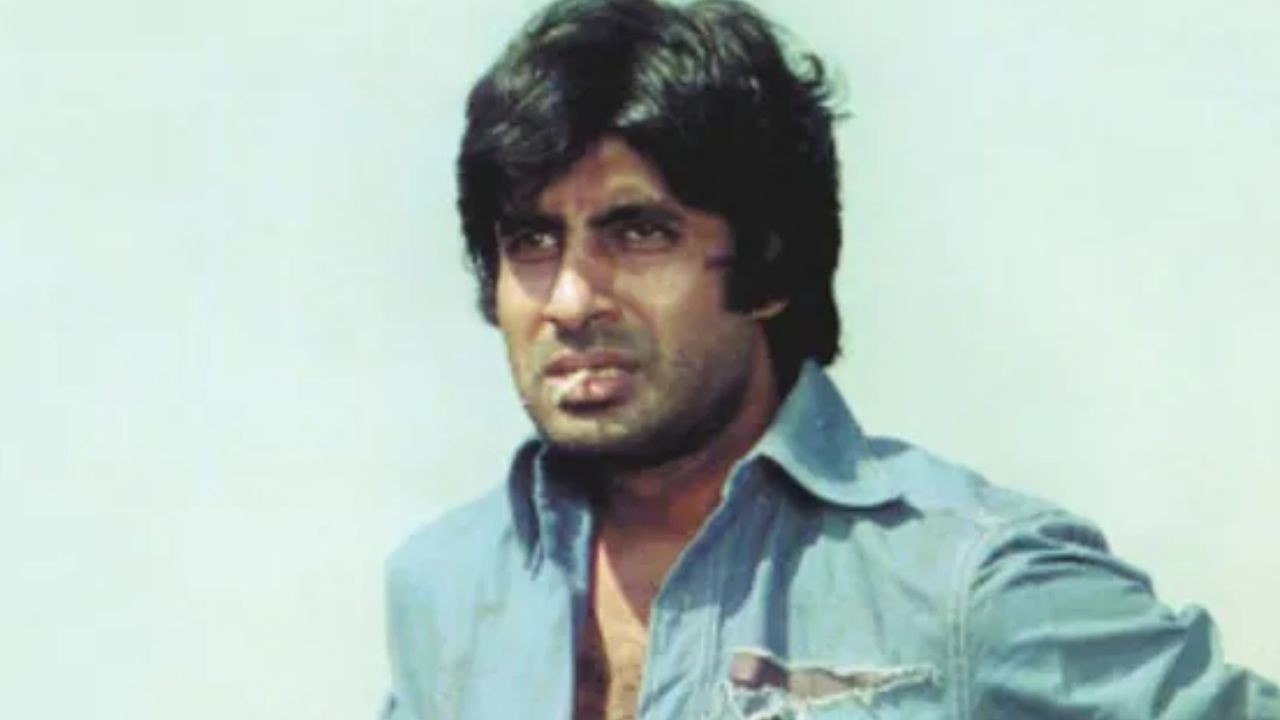 Sholay: భాష తెలియకపోయినా.. అమితాబ్ క్లాసిక్ కు ఇటాలియన్లు ఫిదా.. రాత్రి 3 వరకు 2,000 మందితో..