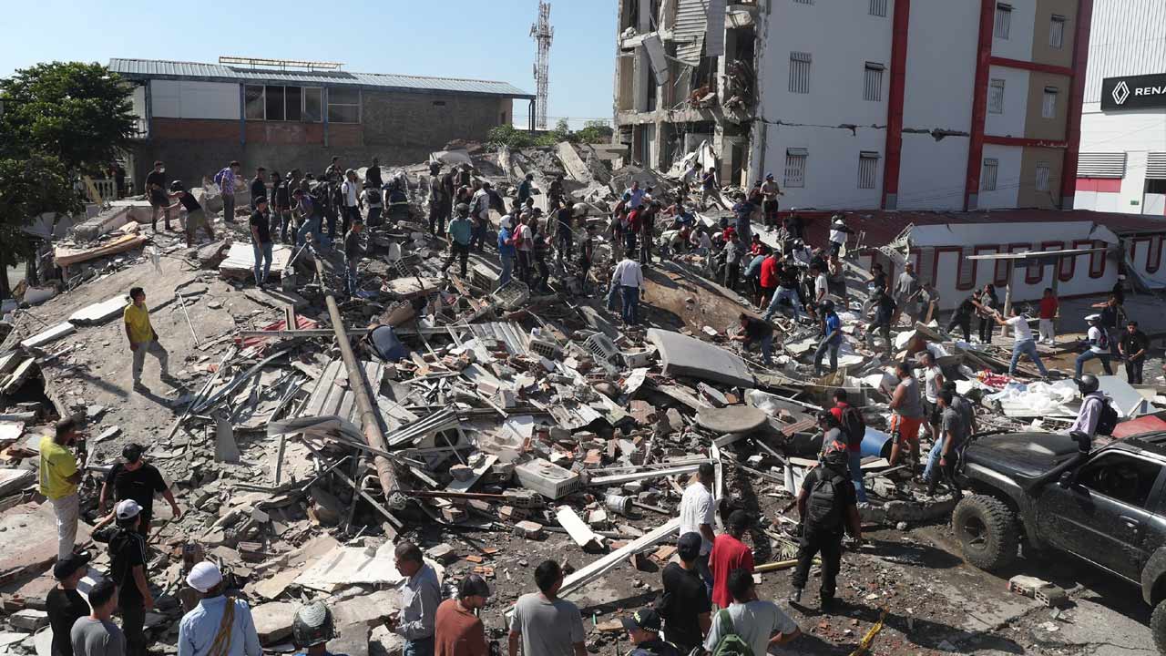 Colombia Earthquake : కొలంబియాలో భారీ భూకంపం.. 47 మంది మృతి, కూలిన భవనాలు.!