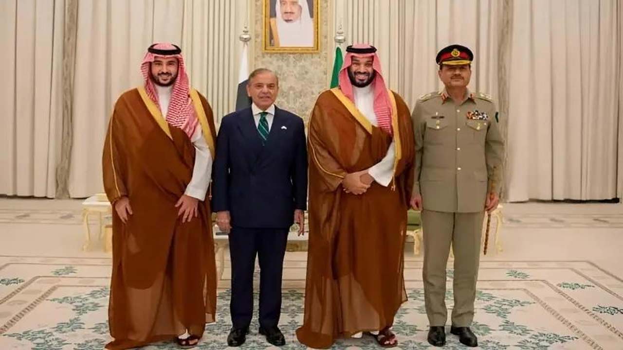saudi arabia pakistan turkey mecca joint defence agreement middle east crisis