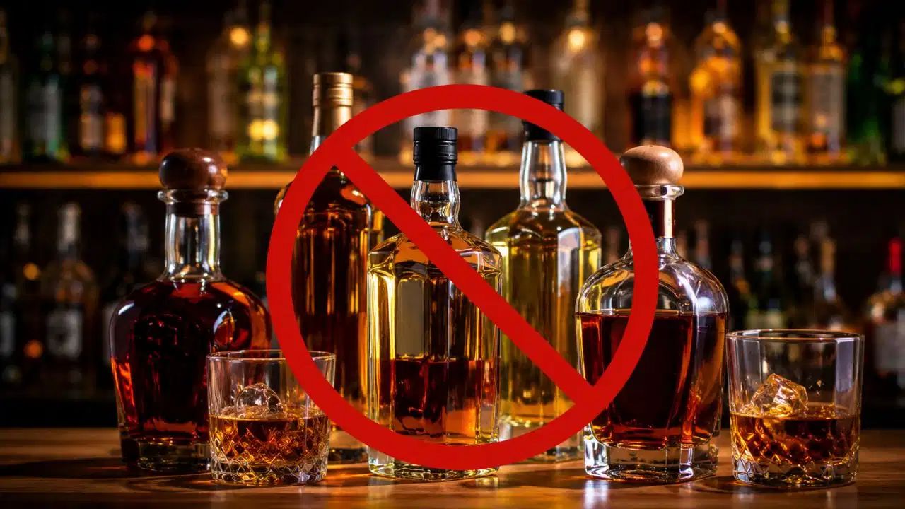 fssai bans select whisky rum brands artificial flavouring india