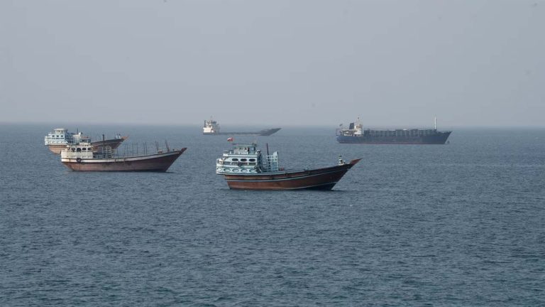 Iran-Oman: హార్ముజ్ ఆదాయంపై ఇరాన్-ఒమన్ కీలక ఒప్పందం.. అమెరికాకు షాక్