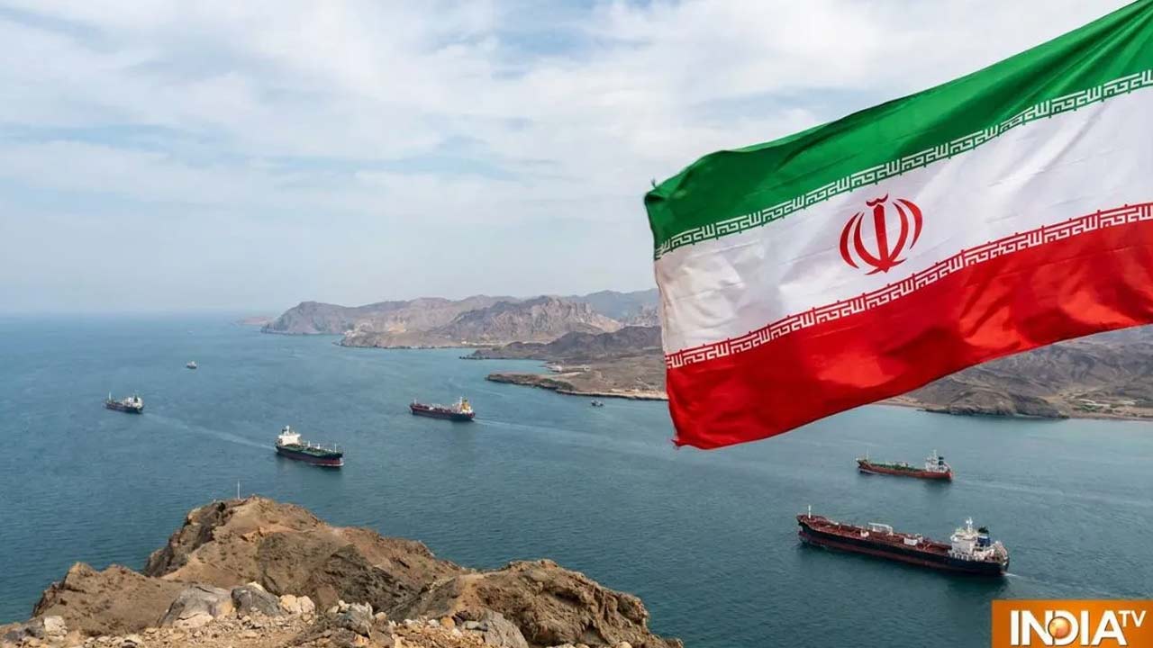 Iran Oman Strait of Hormuz Deal: హార్ముజ్ జలసంధి మాదే.. ఇరాన్-ఒమన్ కీలక ఒప్పందం.. ట్రంప్ హెచ్చరికలకు స్ట్రాంగ్ కౌంటర్