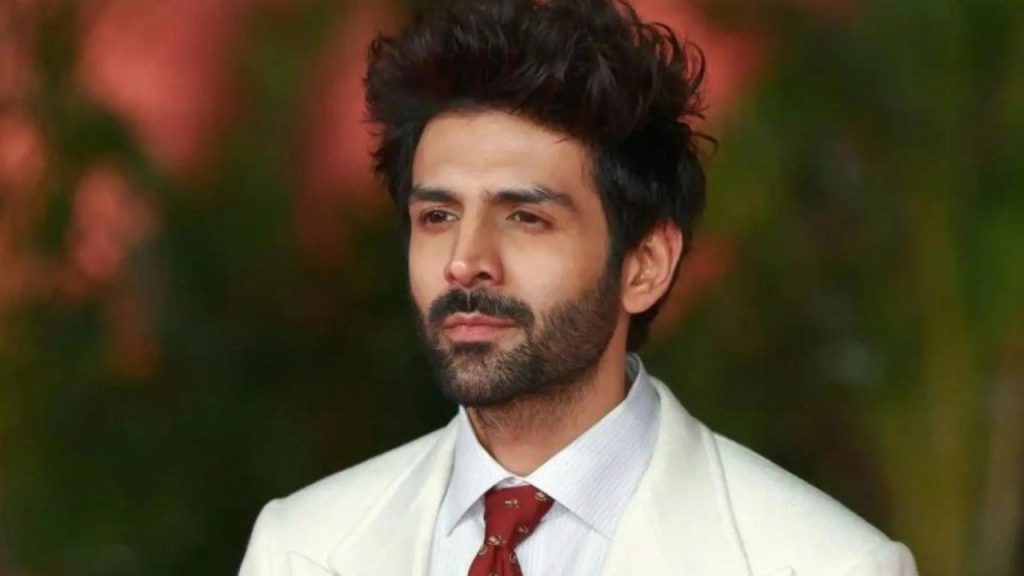 Kartik Aaryan (2)