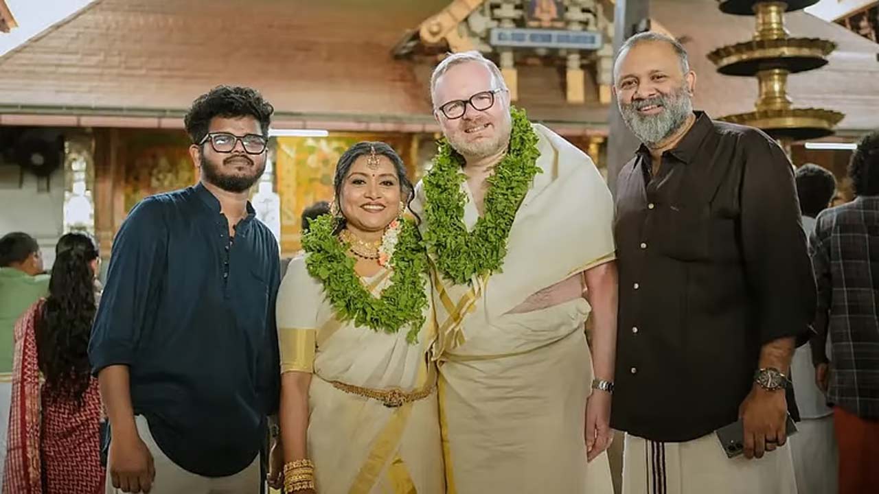 Kerala: కేరళ మహిళను పెళ్లి చేసుకున్న స్కాట్లాండ్ ఎంపీ.. ఫొటోలు వైరల్