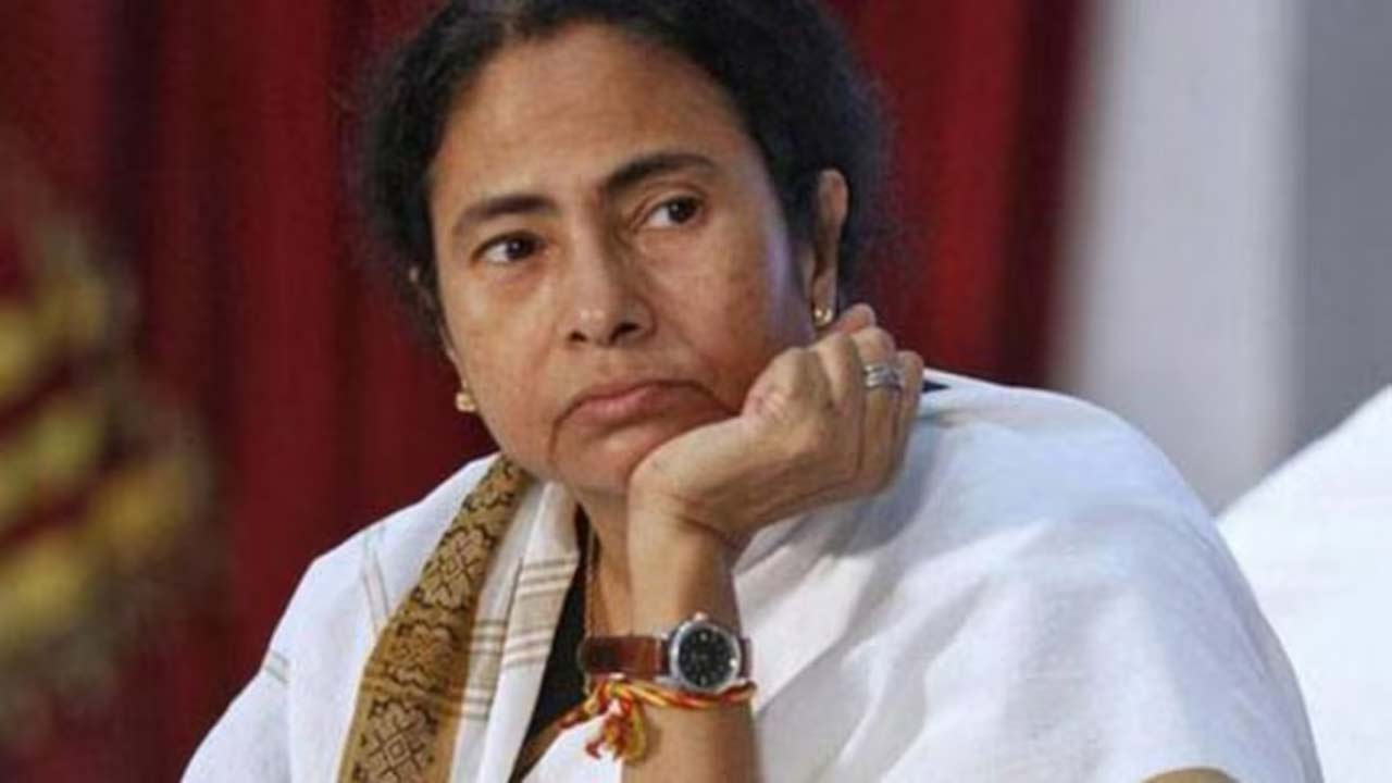 Mamata Banerjee: హైకోర్టు షాక్.. మమతా బెనర్జీపై ఎఫ్‌ఐఆర్