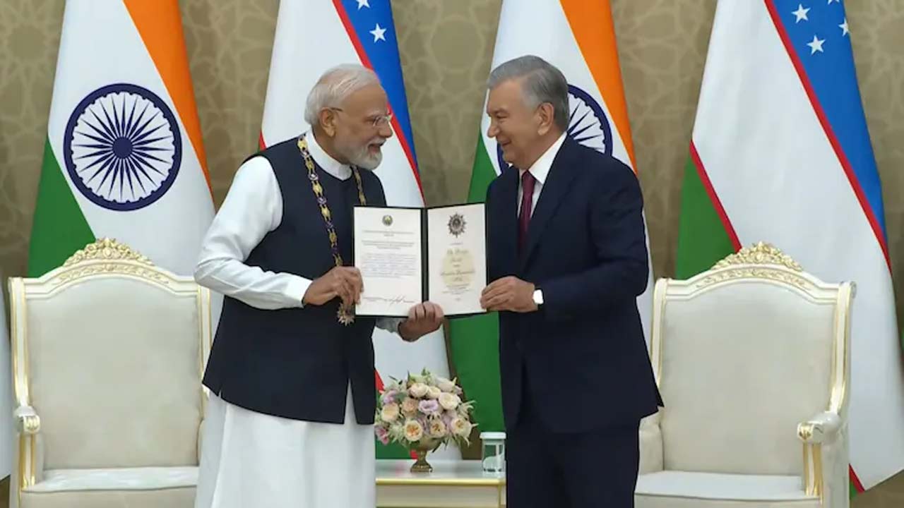 PM Modi: మోడీకి ఉజ్బెకిస్థాన్ అత్యున్నత గౌరవం.. భారతీయులకు అంకితం