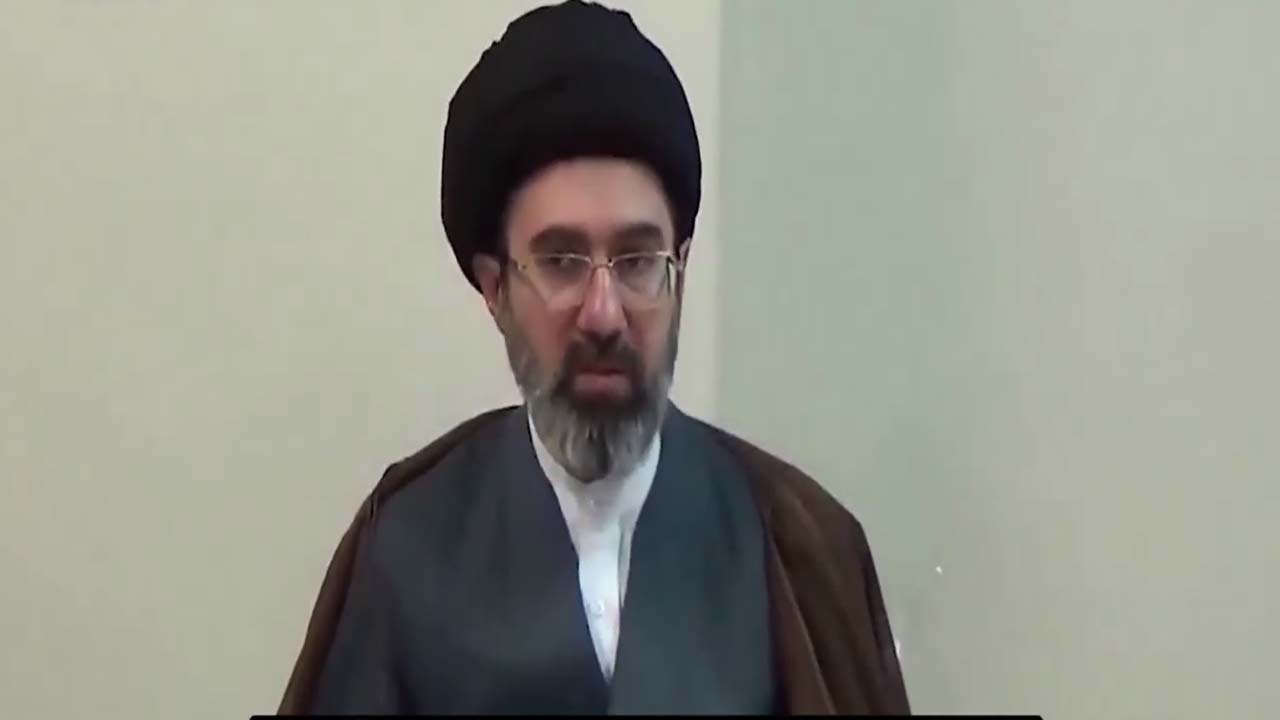 Mojtaba Khamenei: మోజ్తబా ఖమేనీ అరుదైన వీడియో విడుదల.. అనుమానాల వేళ వైరల్